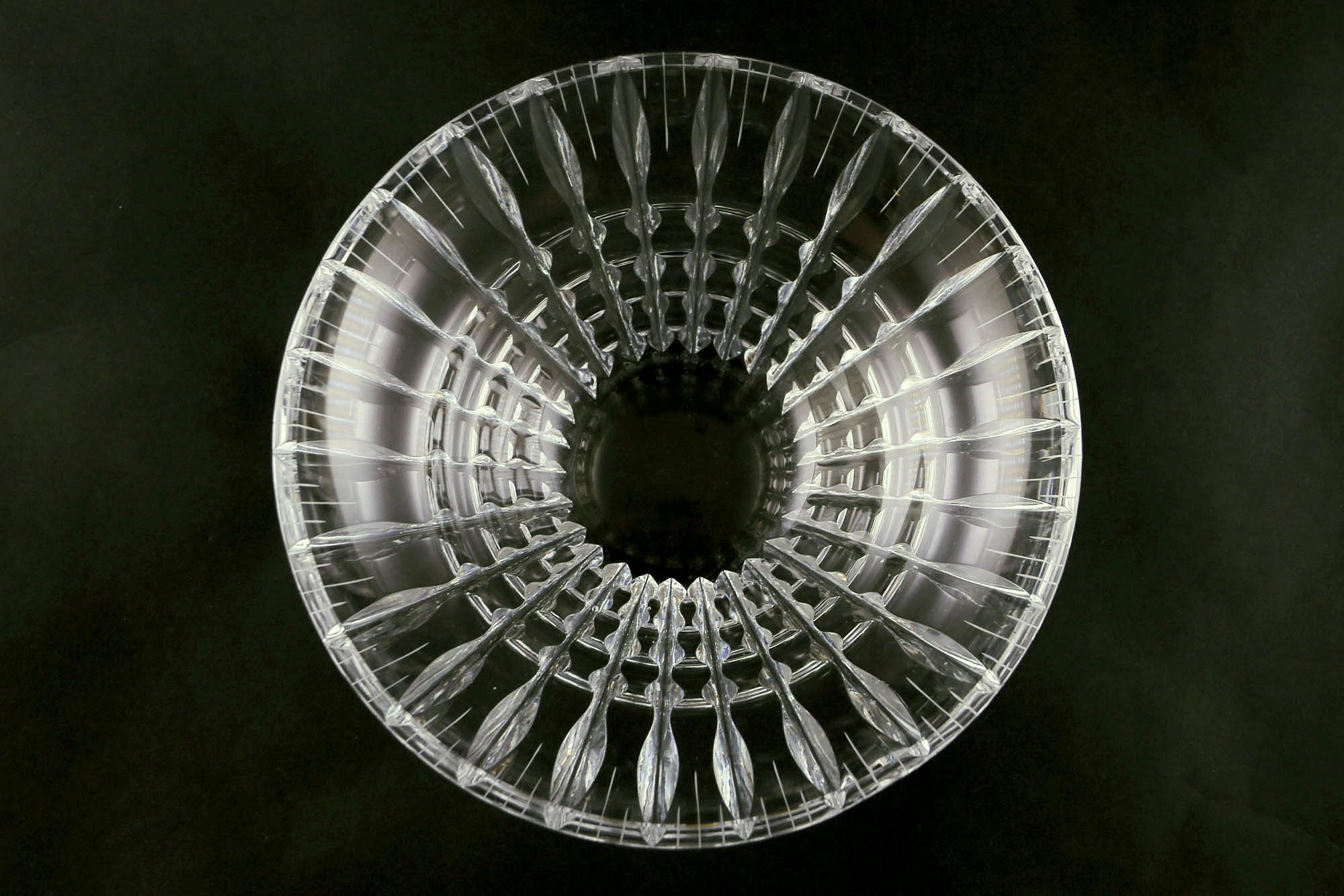 Image 1/32