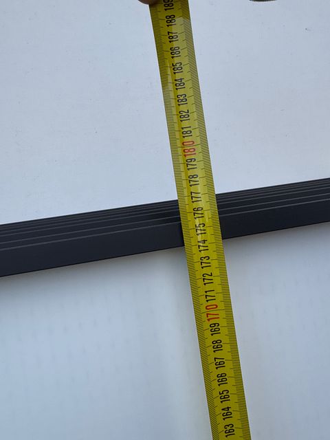 Image 11/18
