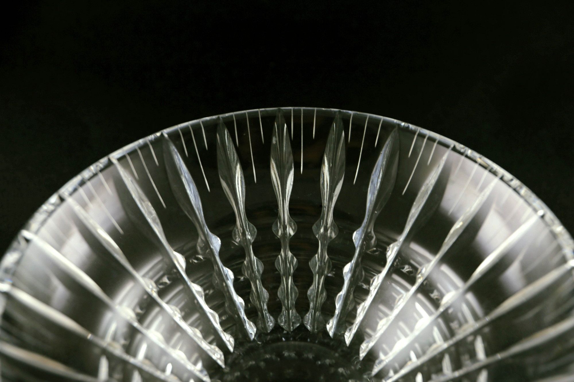 Image 11/32