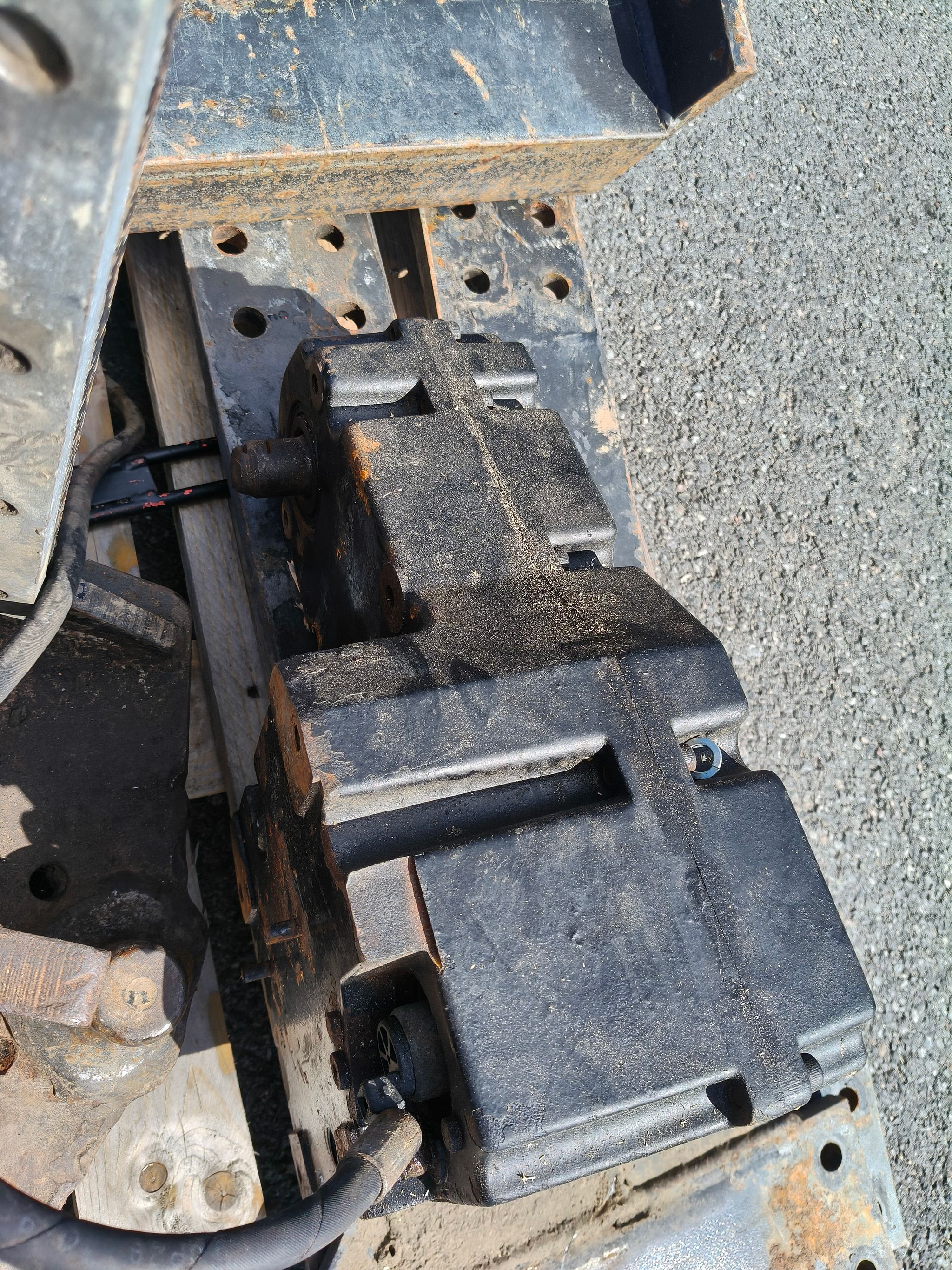 Image 7/7