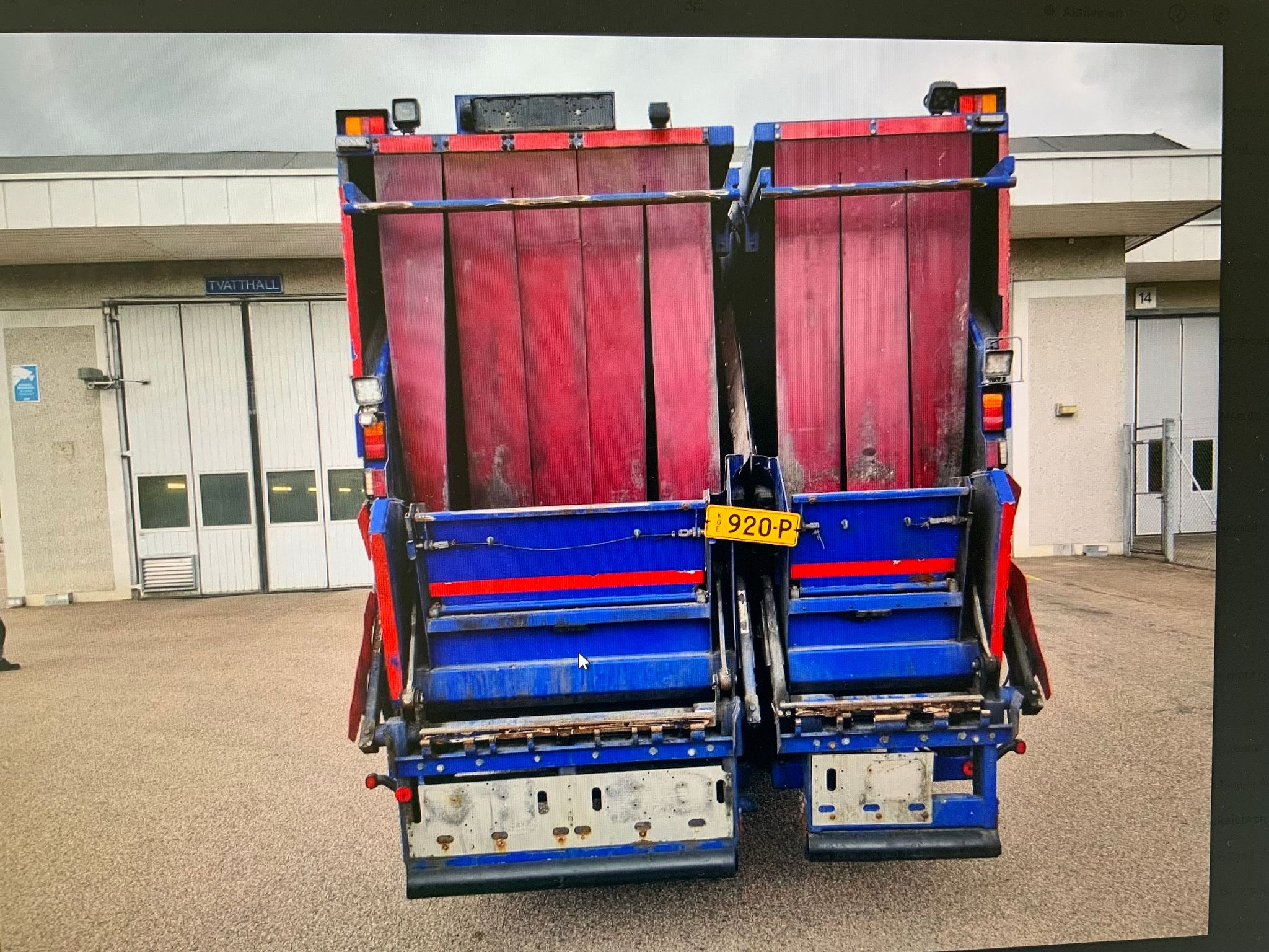 Image 10/11