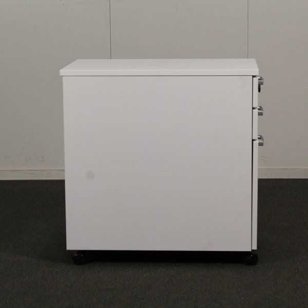 Image 3/7