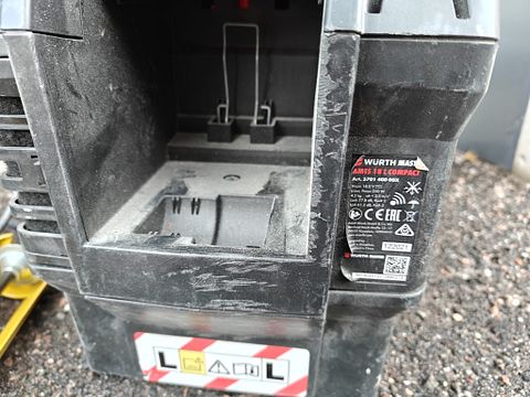 Image 6/7