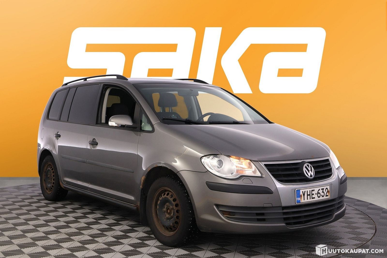 volkswagen-touran-2008-joensuu-huutokaupat
