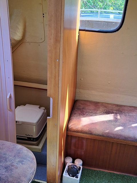 Image 5/6
