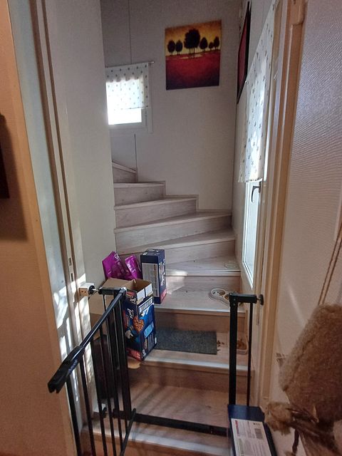 Image 5/9