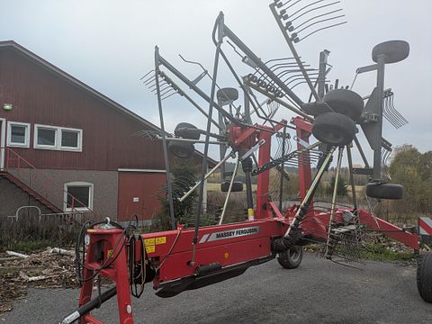Image 3/7