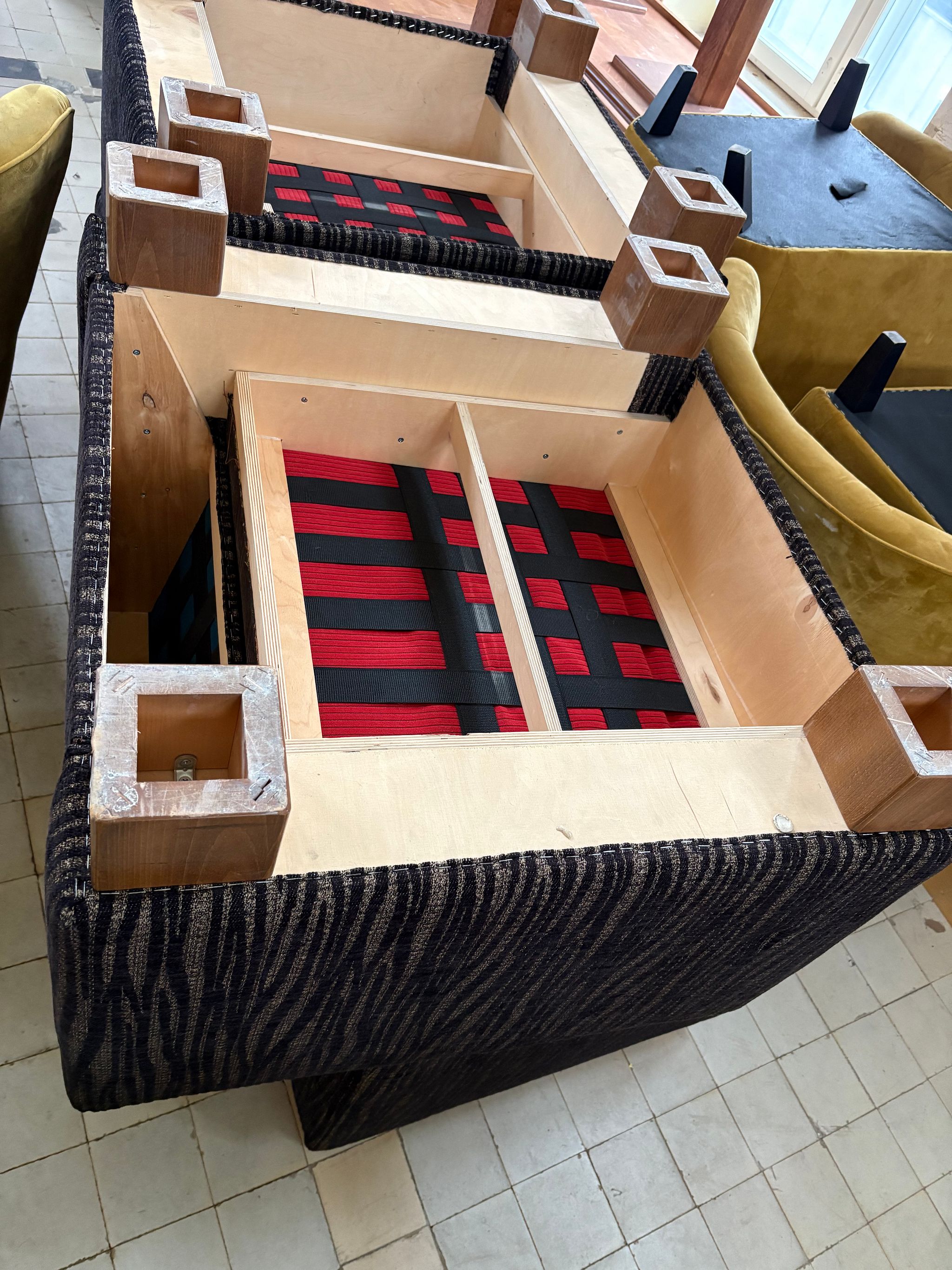 Image 7/8
