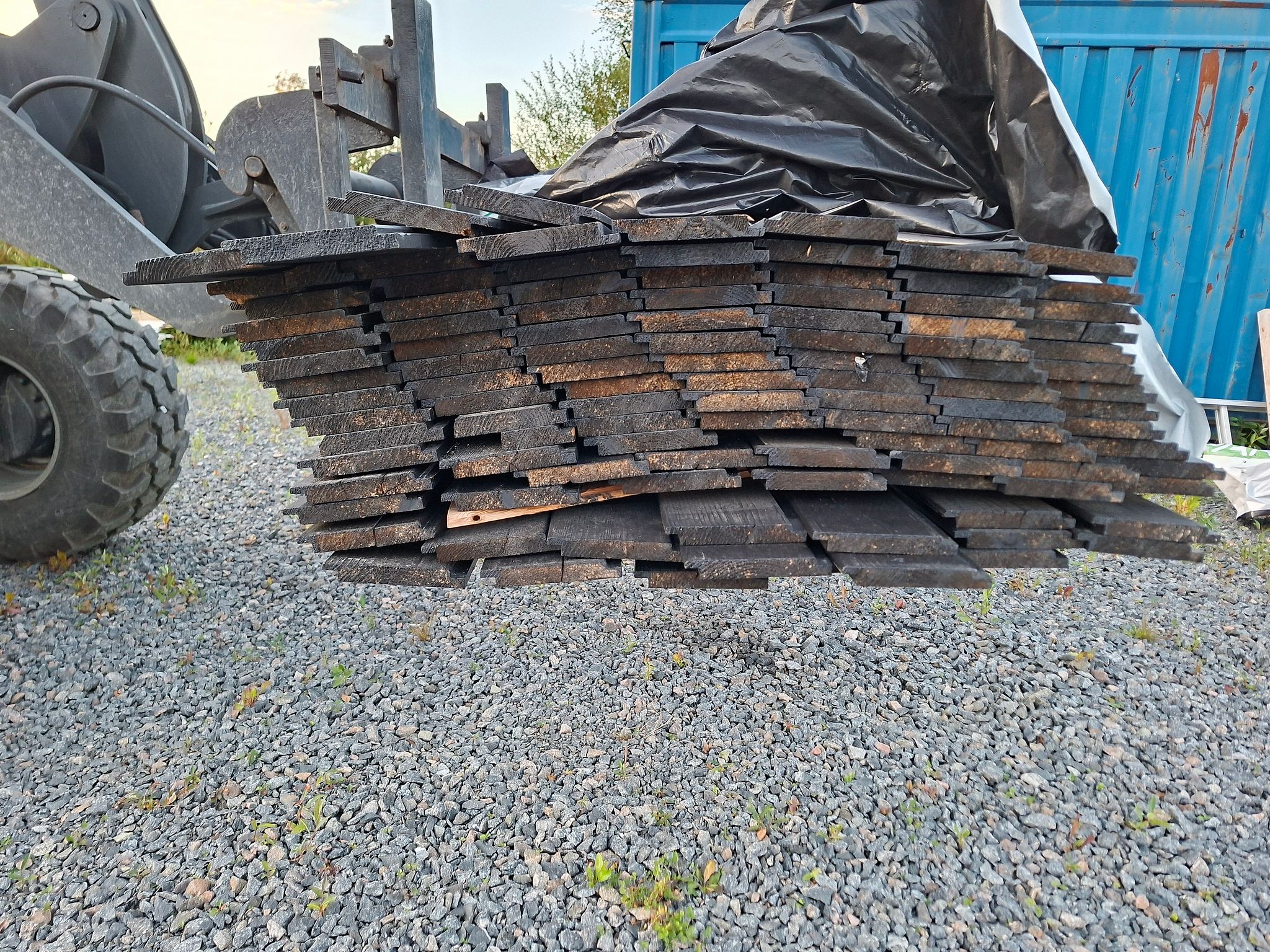 Image 3/7