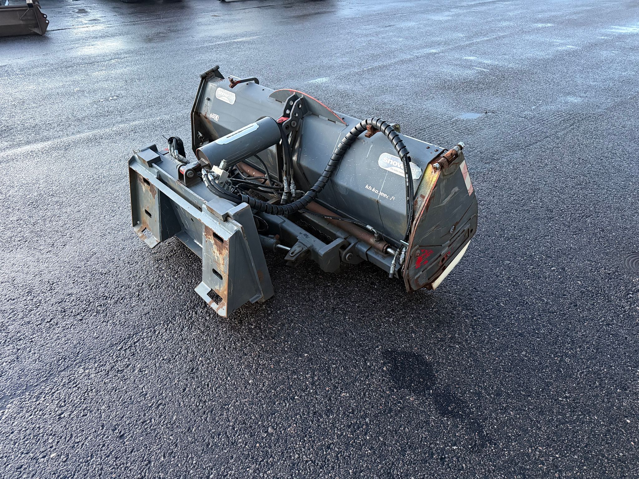 Image 4/4