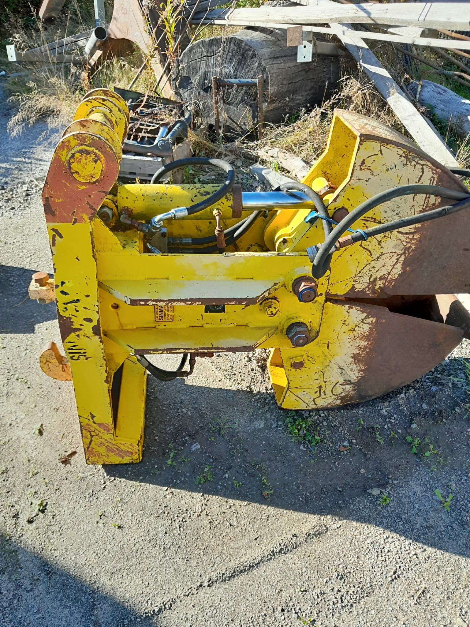 Image 4/9