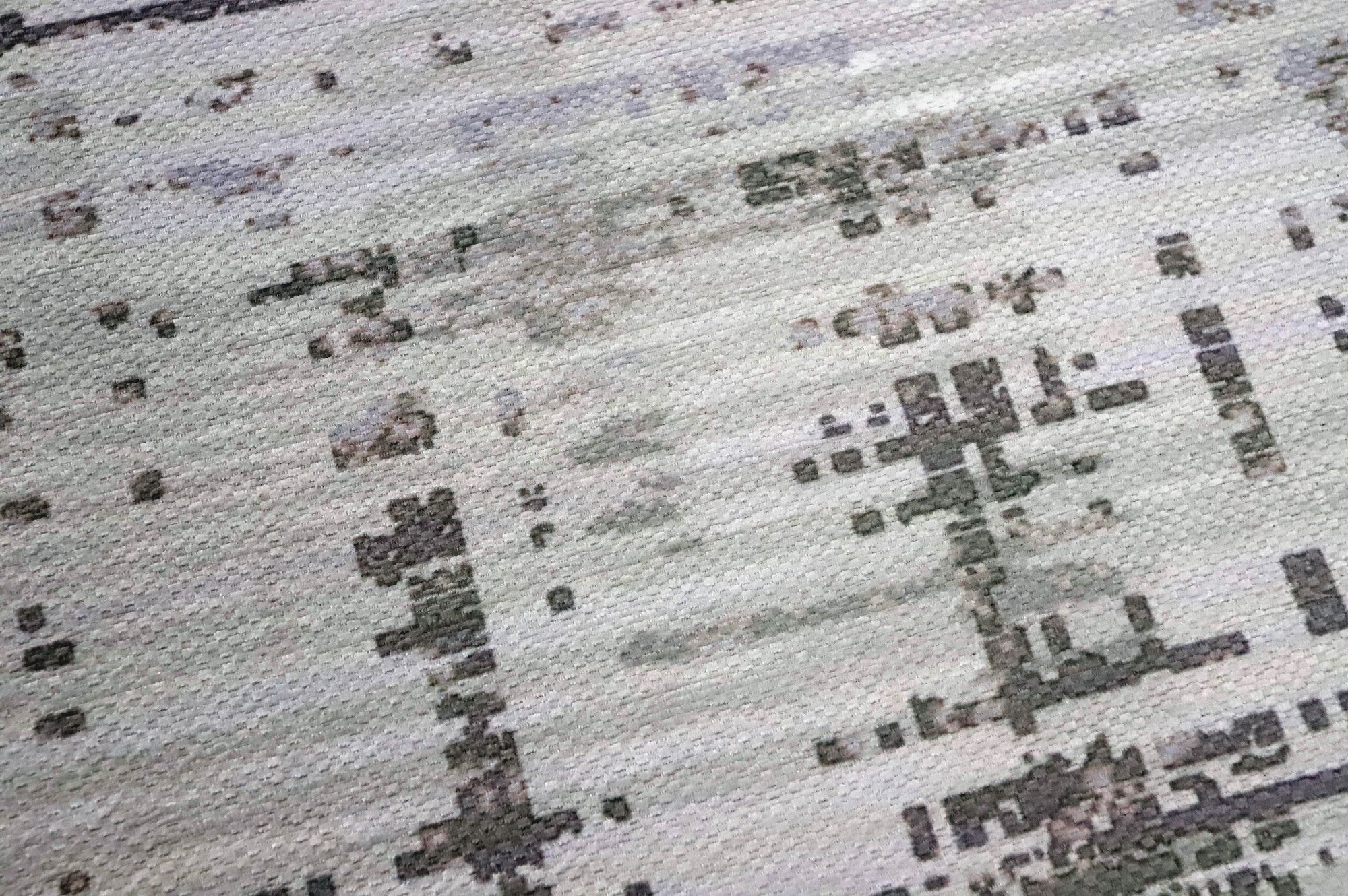 Image 4/5
