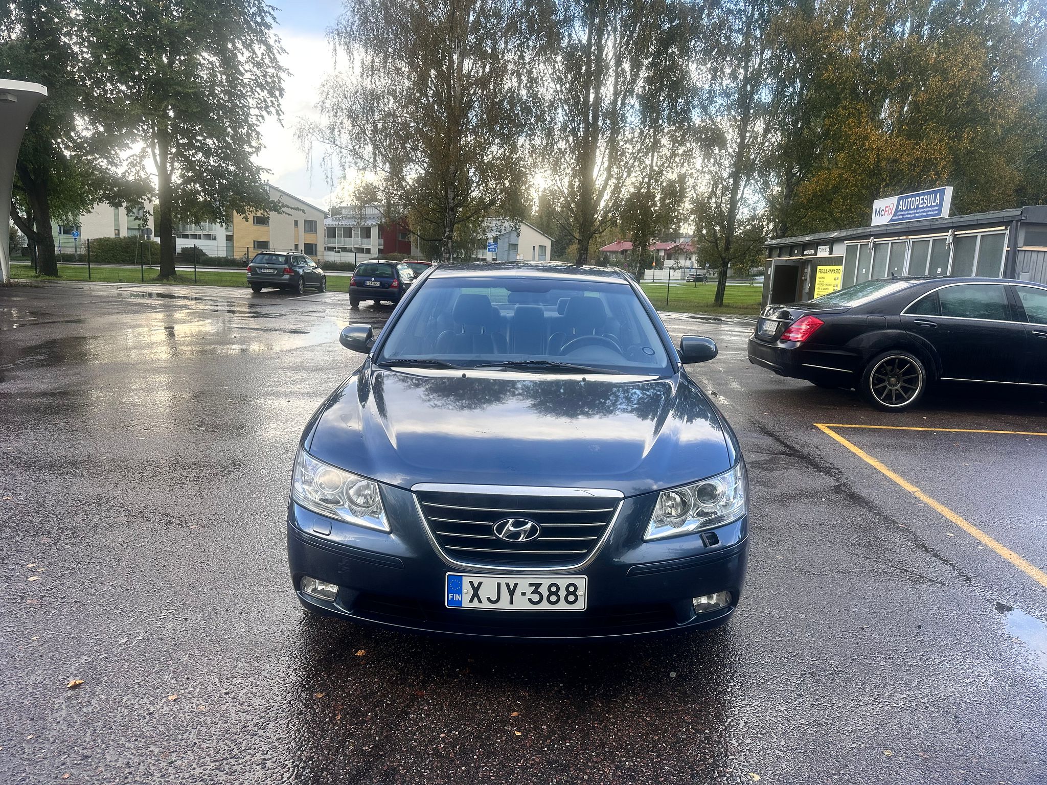 Image 1/19