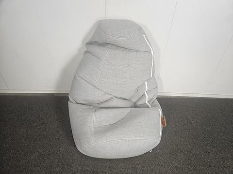 Image 3/17