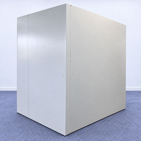 Image 4/9