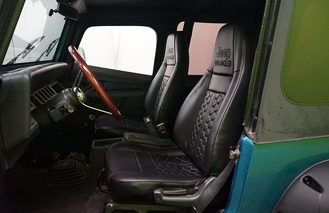Image 3/20