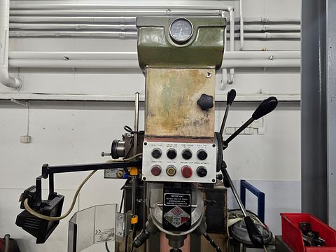 Image 3/12
