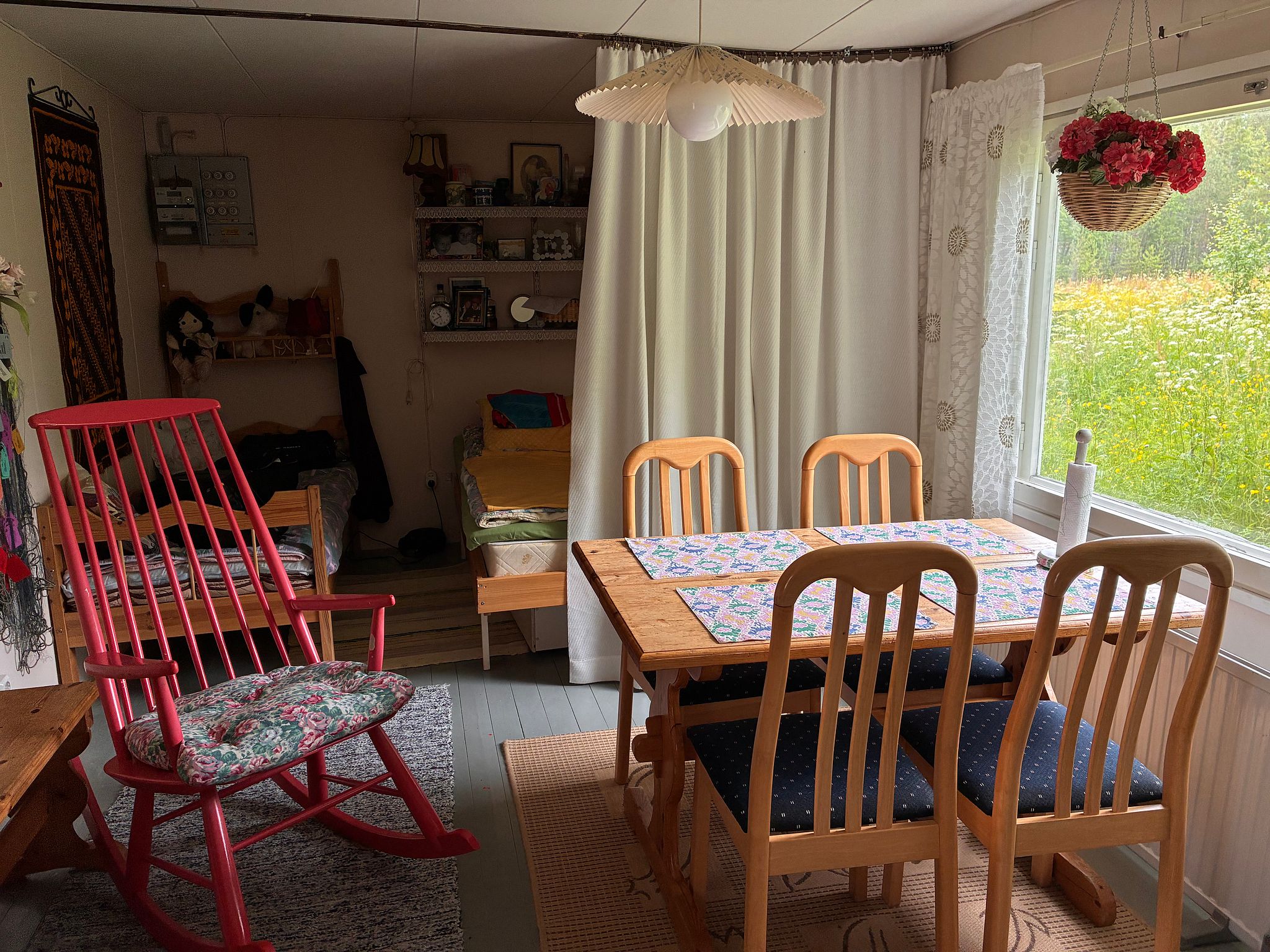 Image 8/34