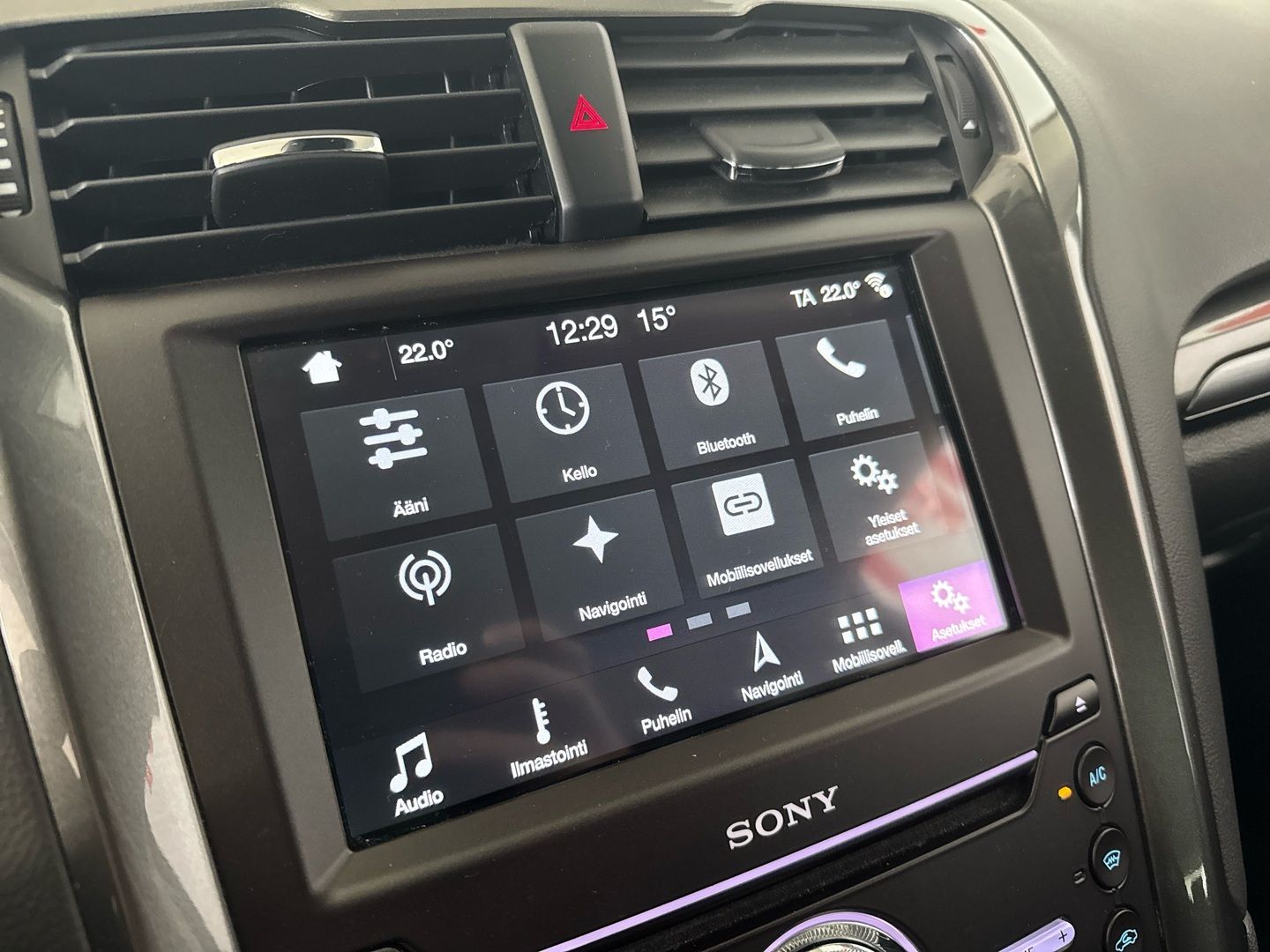 Image 19/28