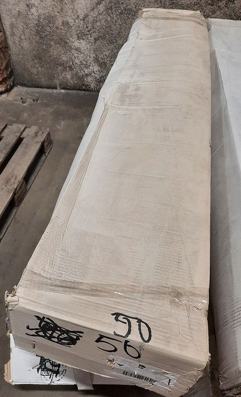 Image 1/2
