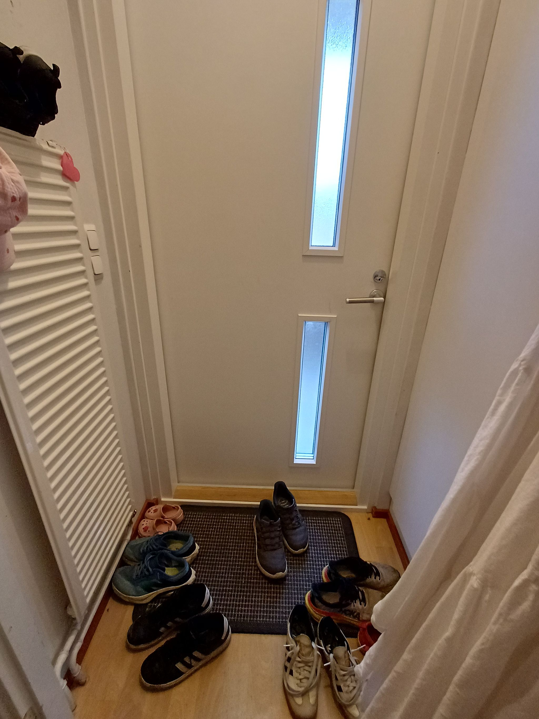 Image 7/19