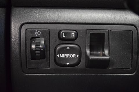 Image 19/56