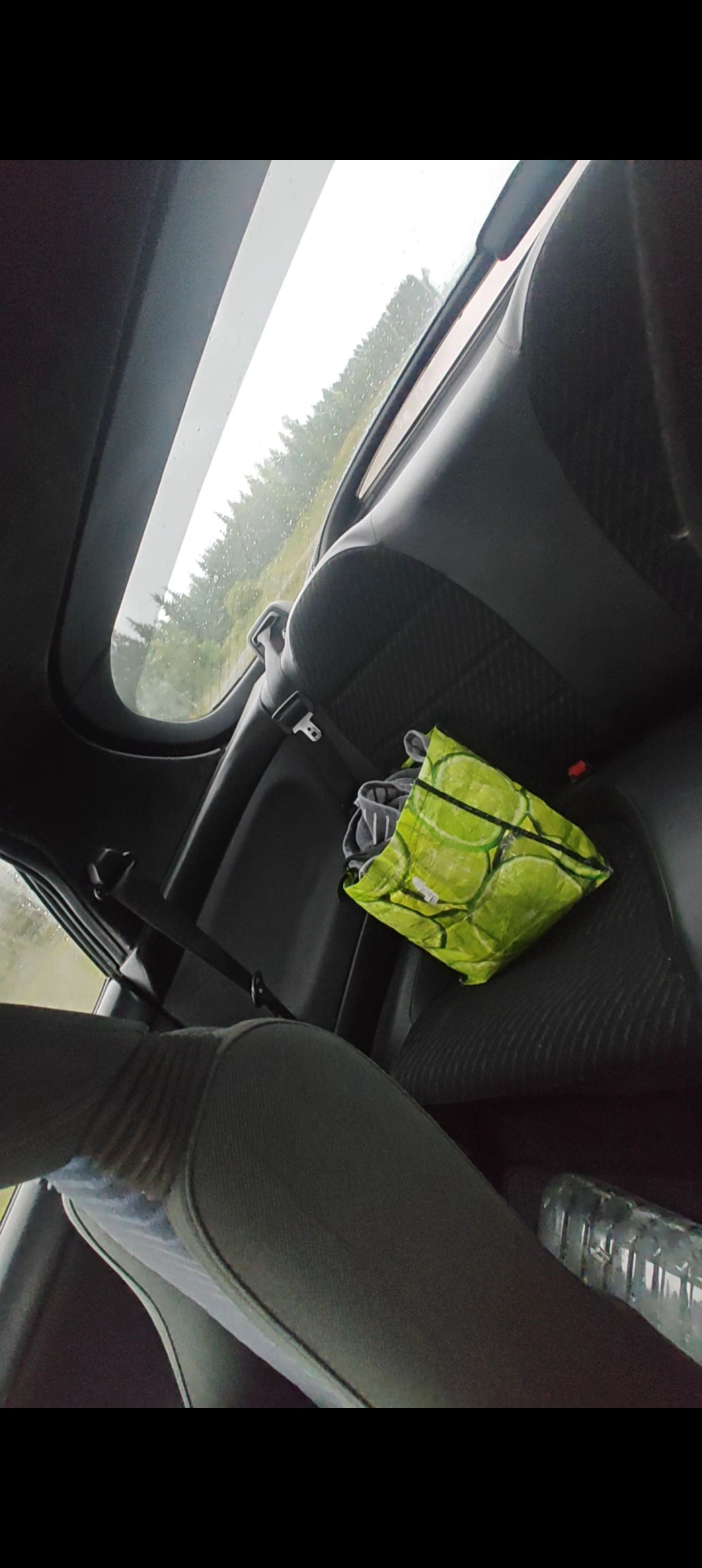 Image 7/10