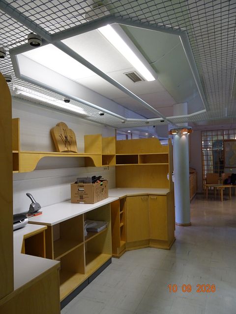 Image 5/8