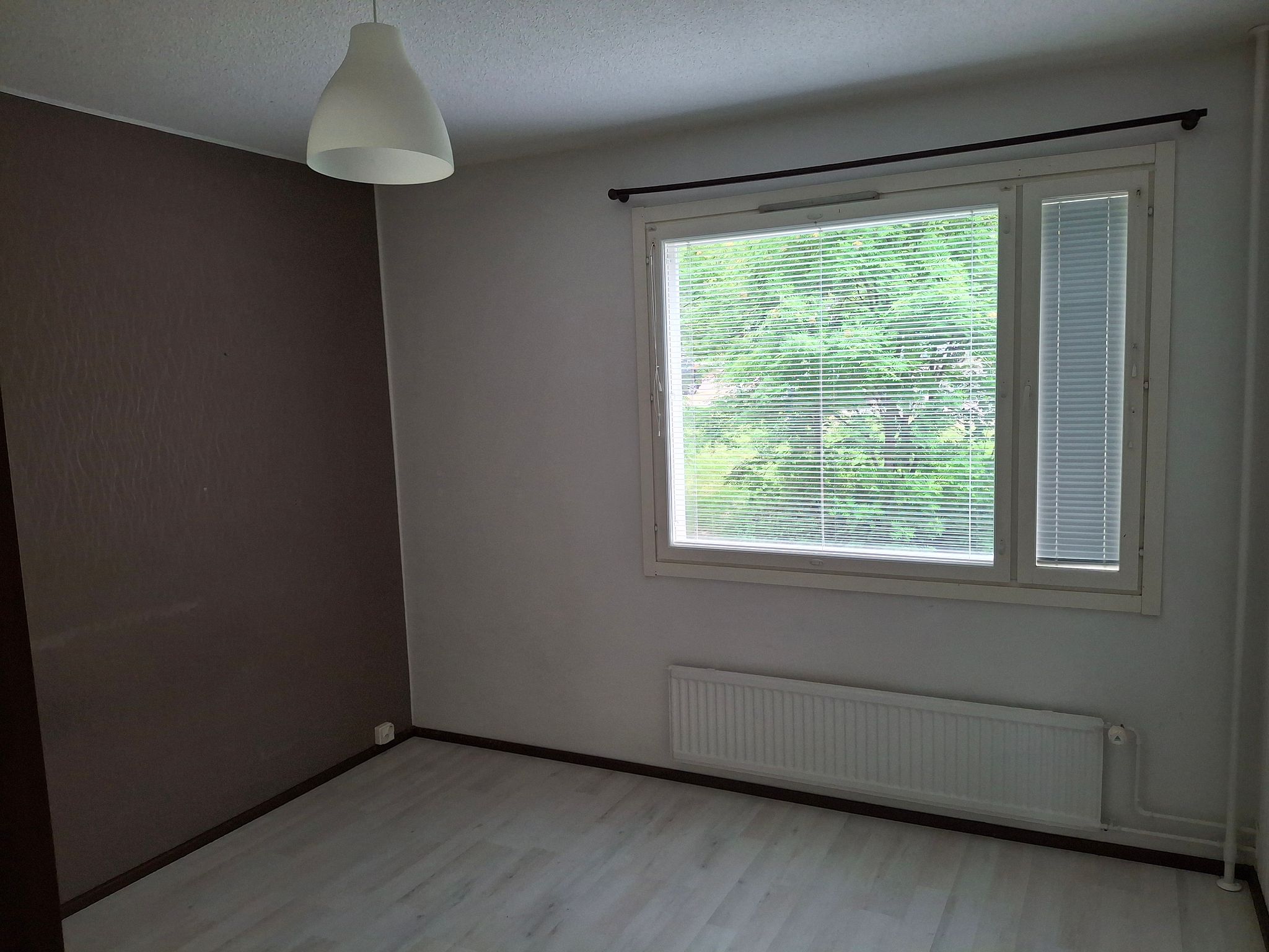 Image 7/38