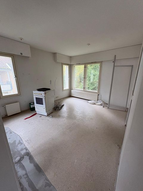 Image 11/29