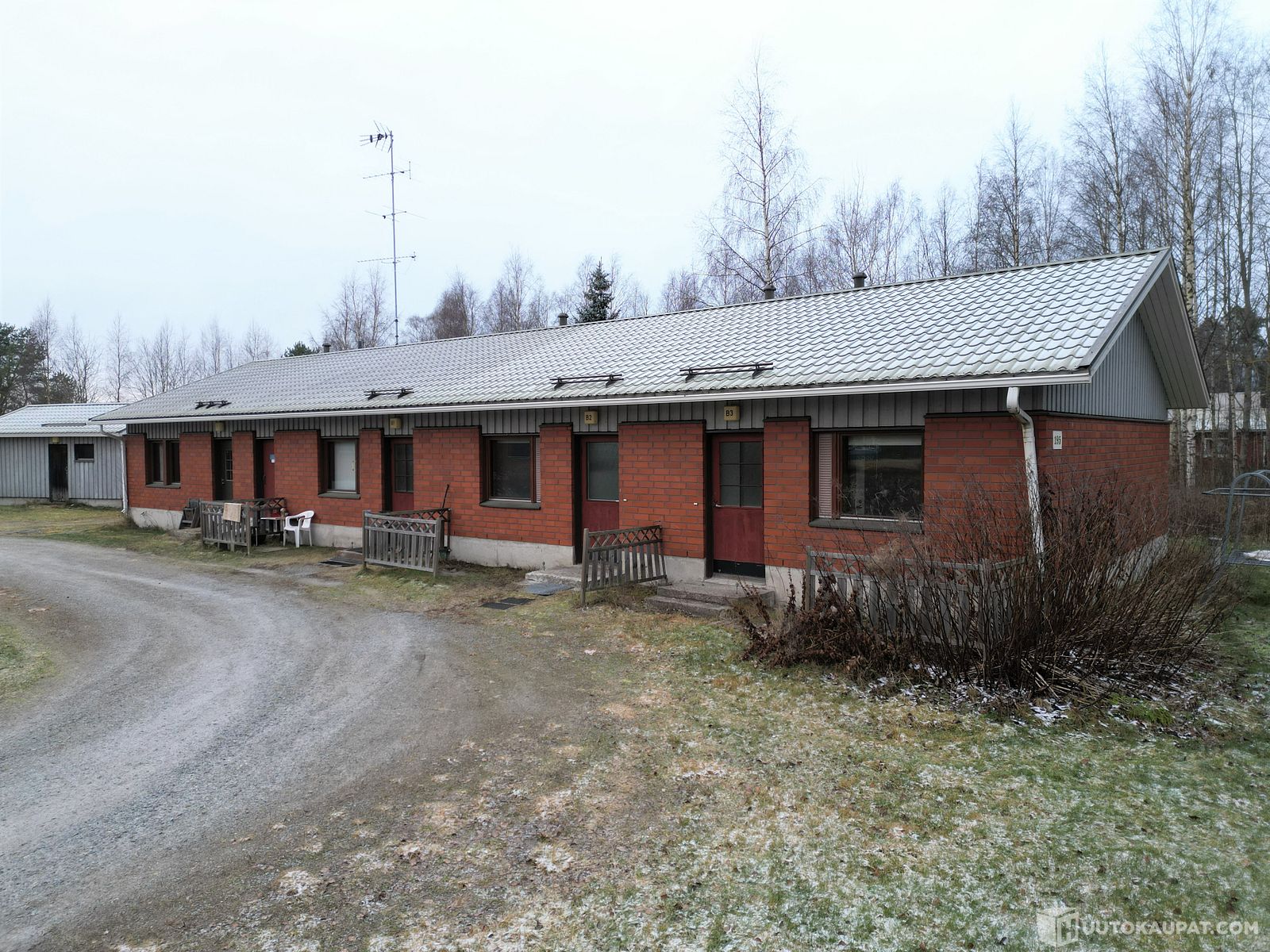 Kaksi rivitaloa vuokrakiinteistöllä Evijärvellä / Två radhus på  legorättfastigheten i Evijärvi, Evijärvi 