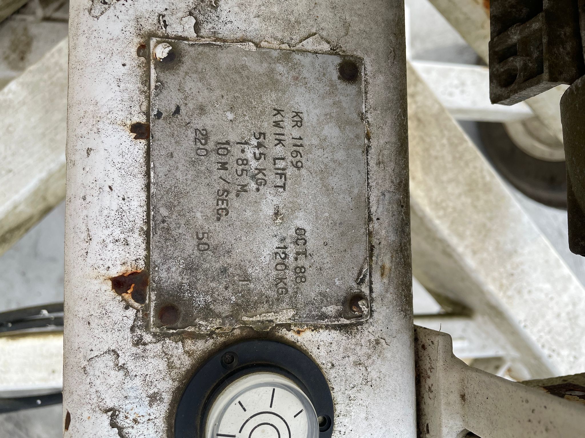 Image 6/6