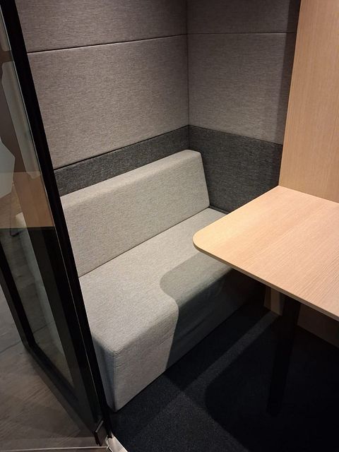 Image 5/7
