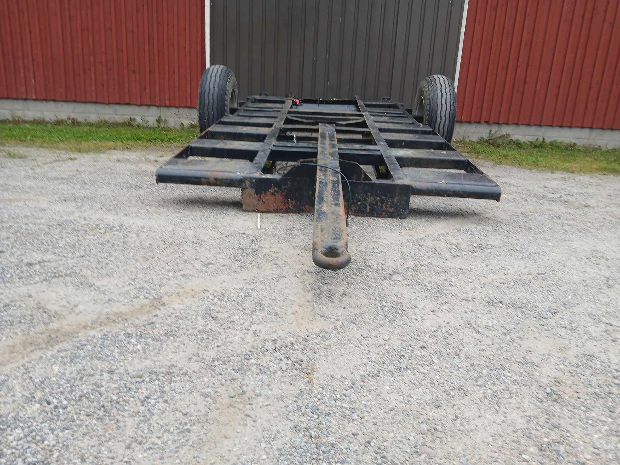 Image 2/38