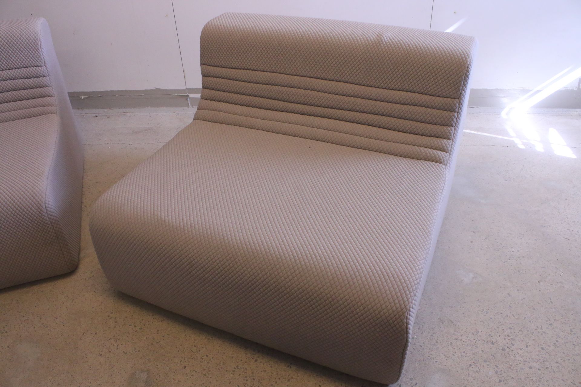 Image 7/10