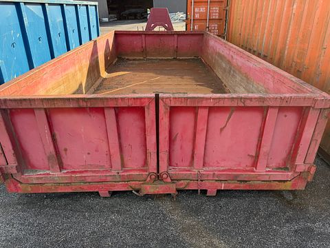 Image 4/7