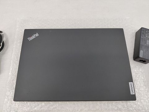 Image 3/7