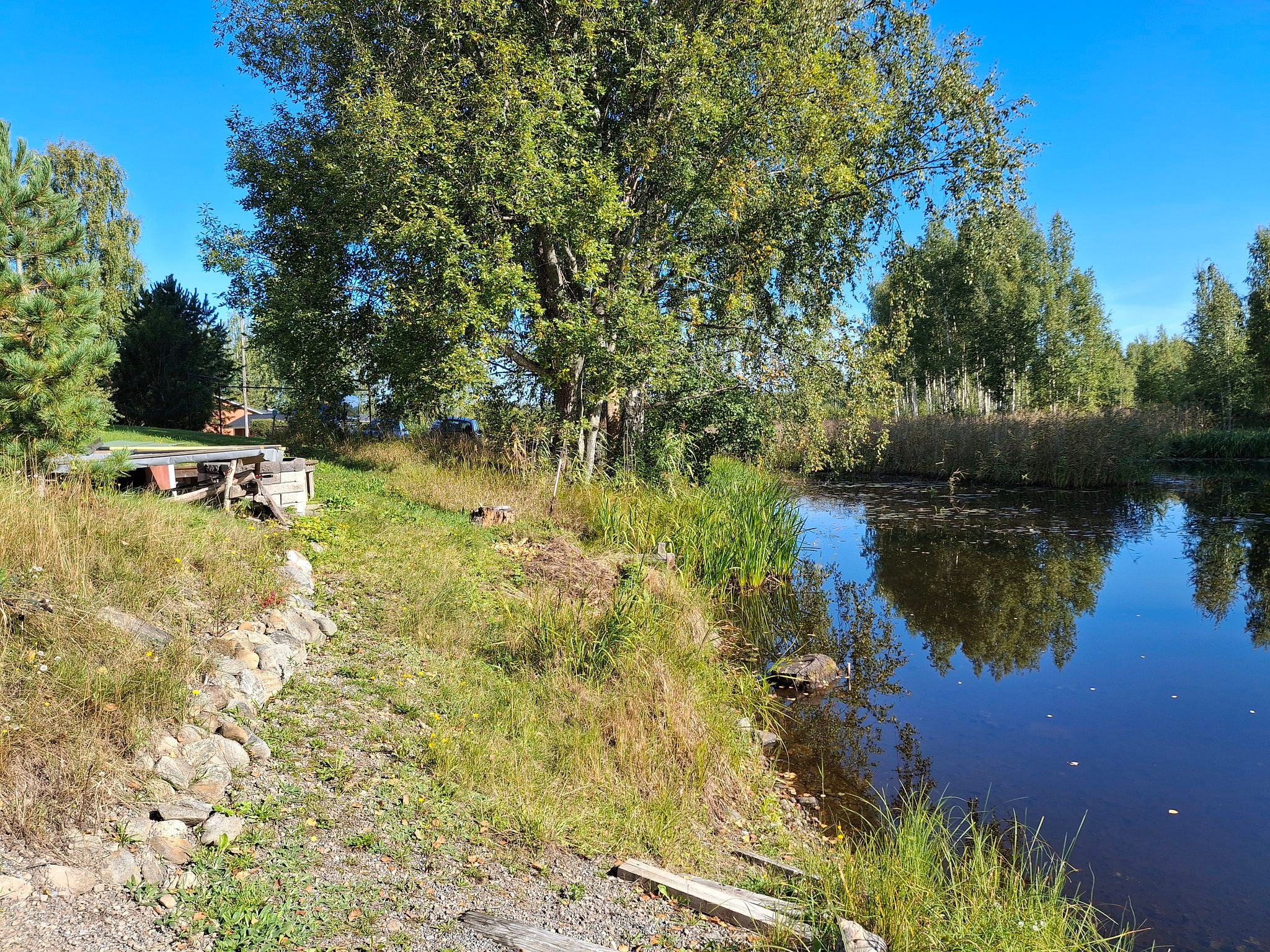 Image 14/16