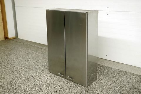 Image 2/15