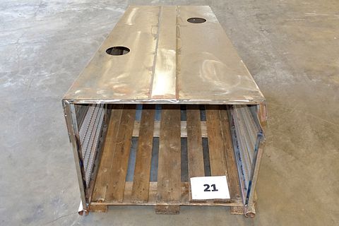 Image 7/9