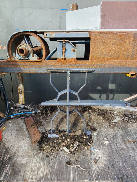 Image 7/9
