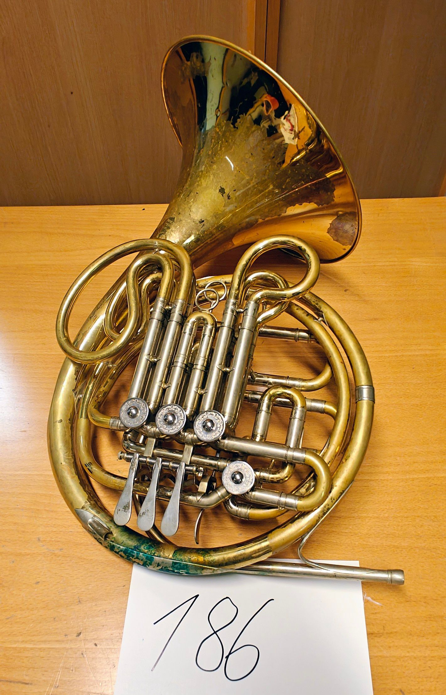 Image 3/12