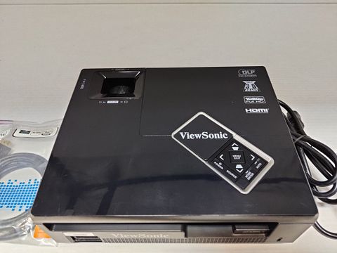 Image 2/5