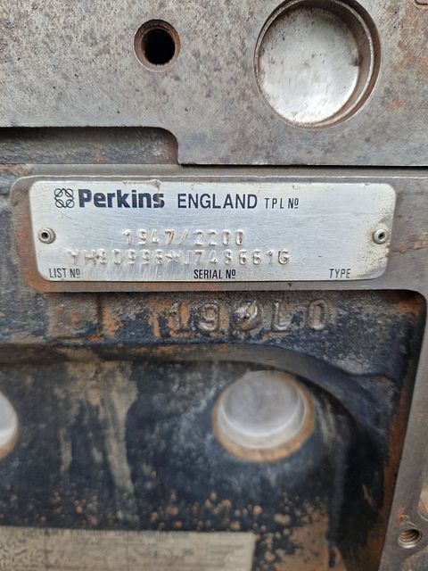 Image 11/42