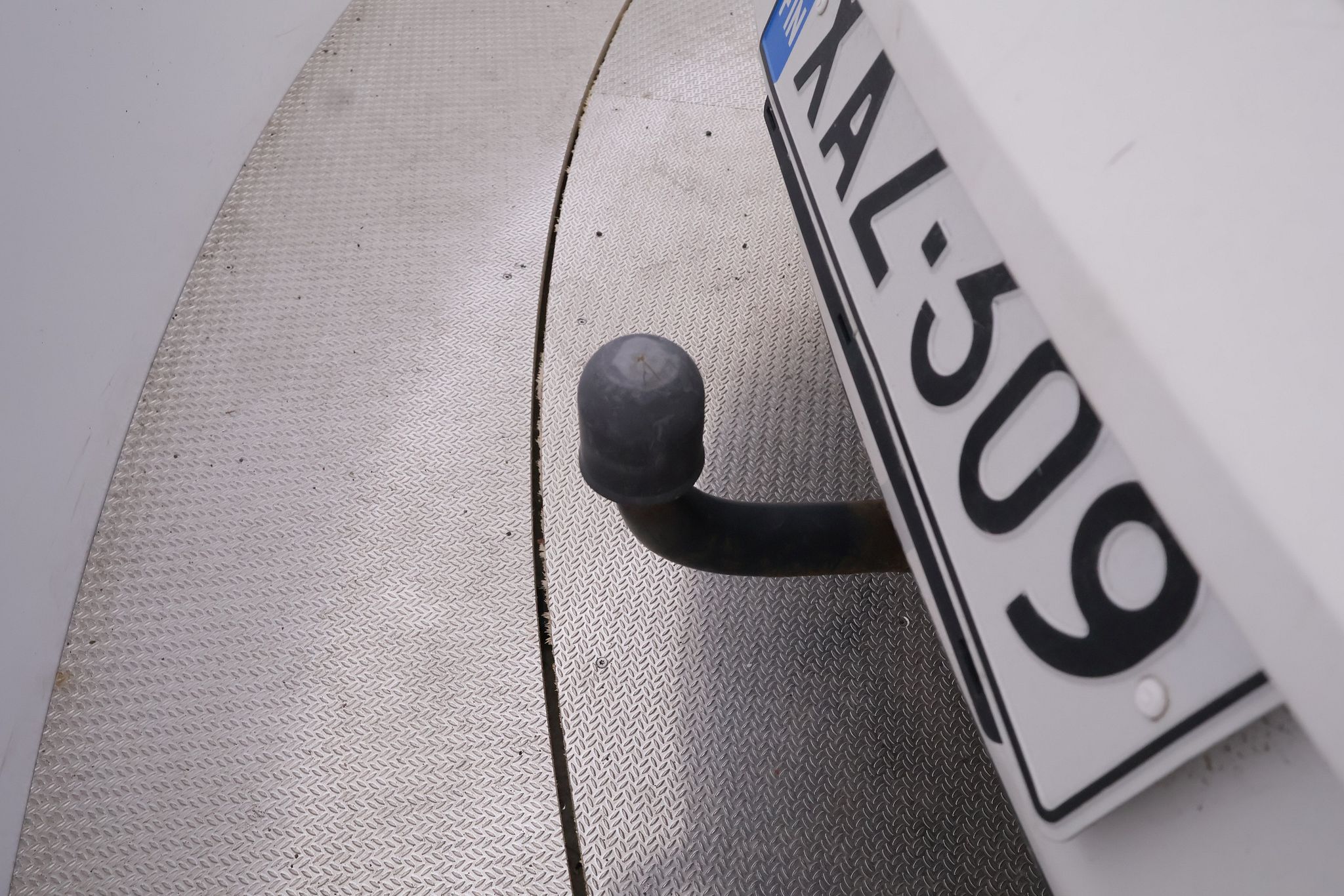 Image 12/50