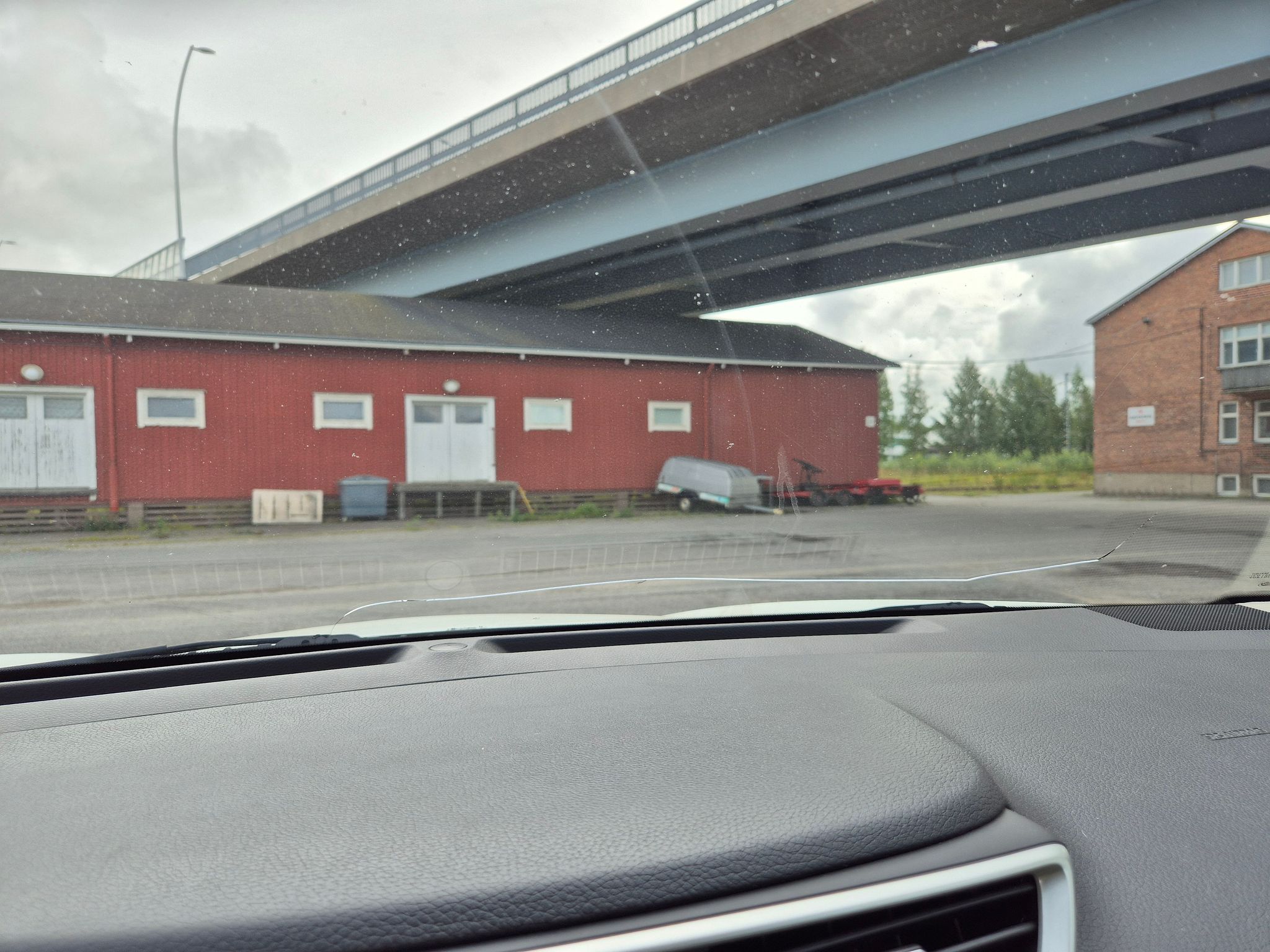 Image 19/24