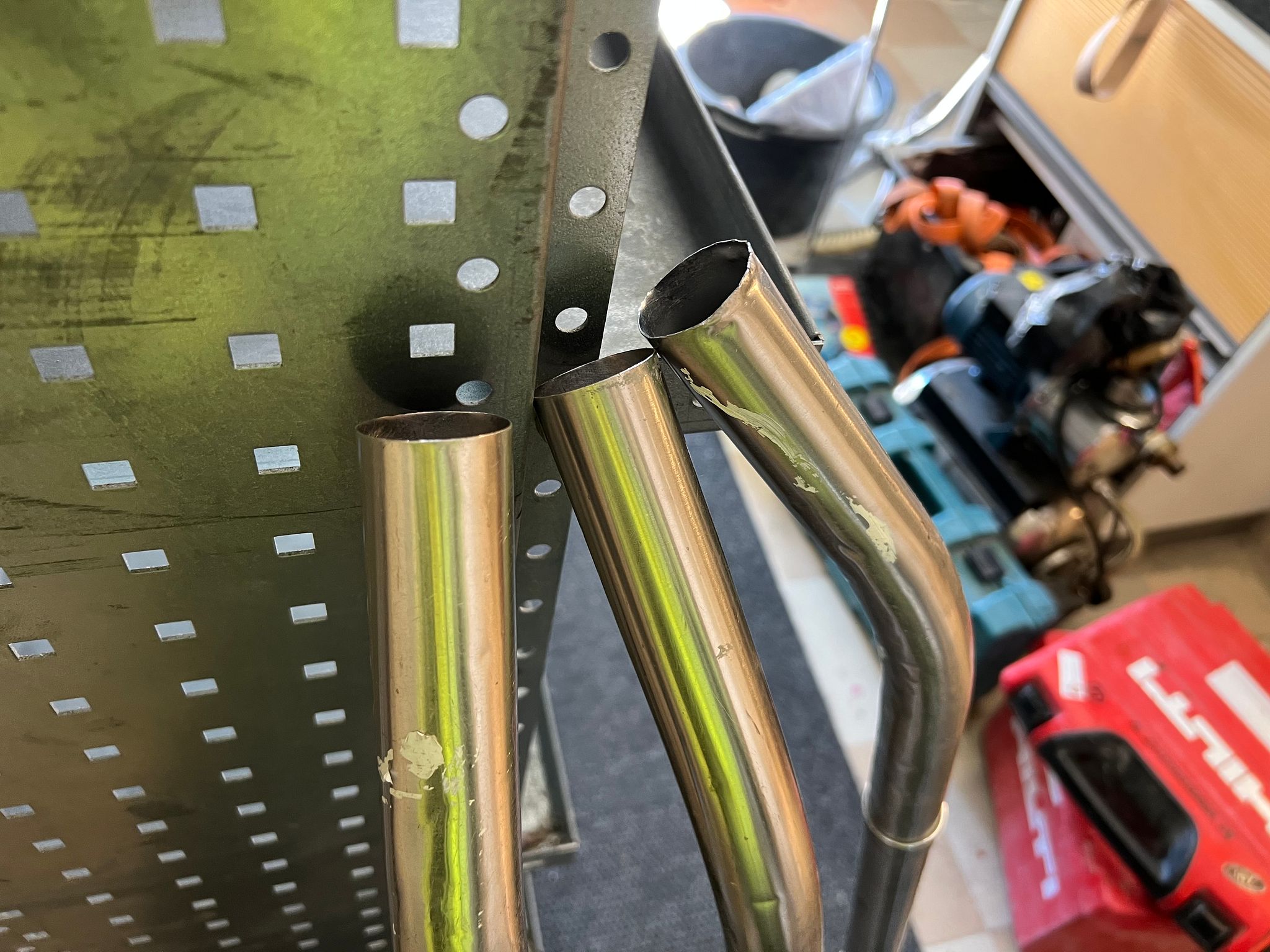 Image 6/10