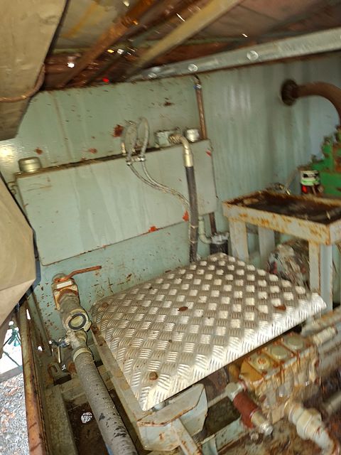 Image 7/15