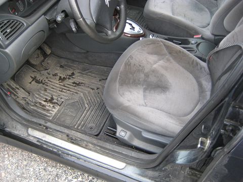 Image 8/10