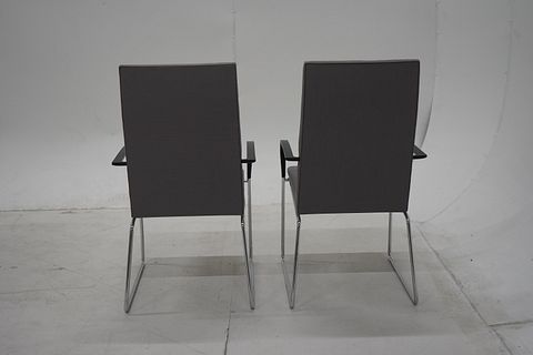 Image 4/9